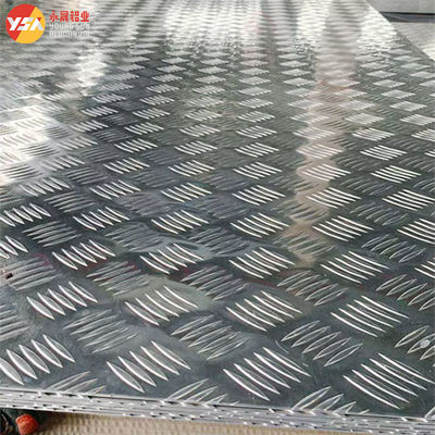 3003 Aluminium Checker Plate Sheet 5754 Aluminium Embossed Tread Plate untuk Anti-Slip Stairs