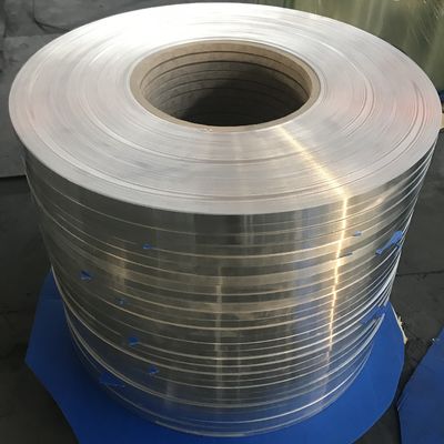 Kuat 2mm 3XXX 5XXX 8XXX Tekstur Aluminium Strip Coil Gulungan Celah Tarik Tinggi